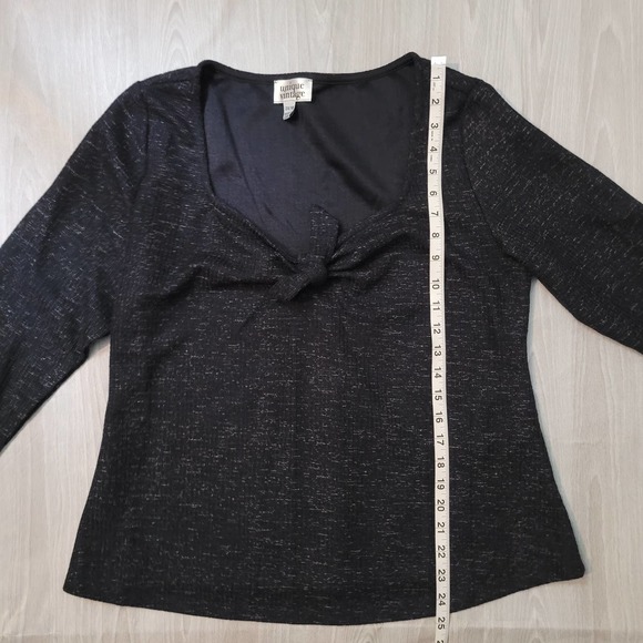 Unique Vintage V-Neck Bow Metallic Sweater -Size: 2x / 18 - Picture 6 of 8